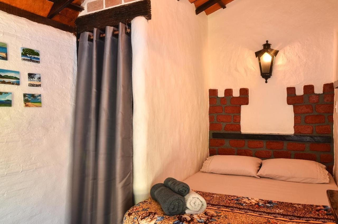 Ready Camp E Suites Da Cachoeira 格兰德岛 外观 照片